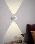 180° rotatable wall lamp