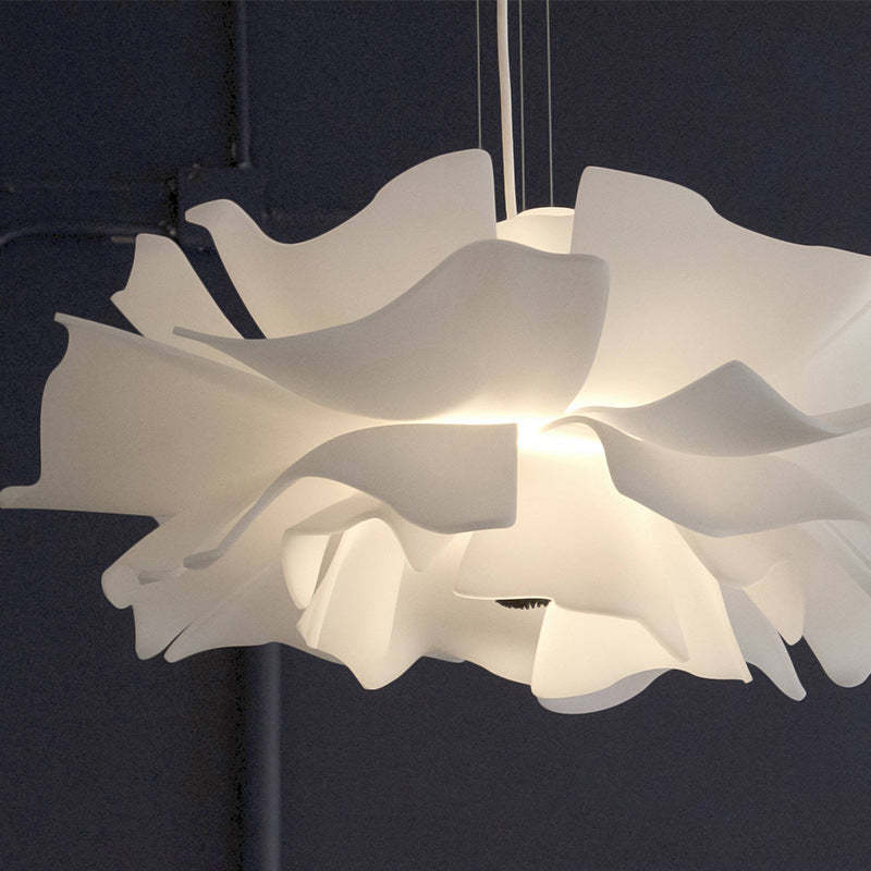 Modern Design Pendant Light Flower White Metal