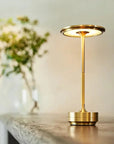 Elegant table lamp