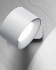 Wireless rechargeable 360° wall lamp