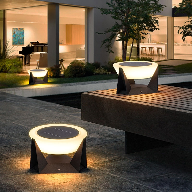 Luxurious solar-powered outdoor lamp