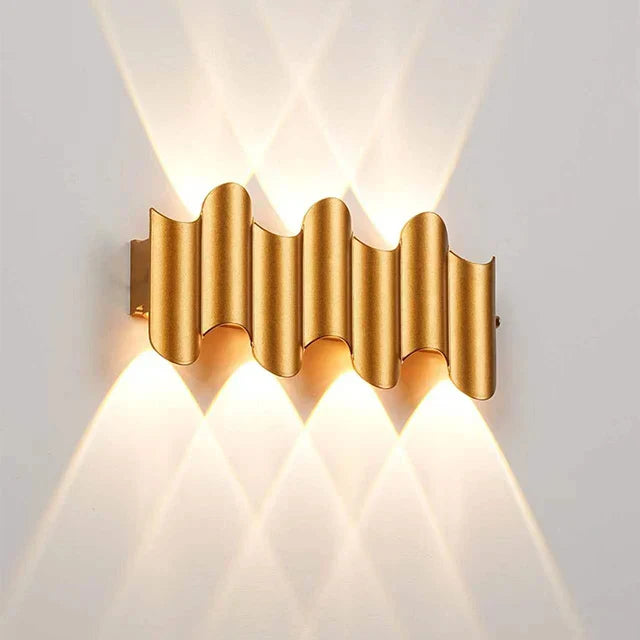 Modern wall lamp