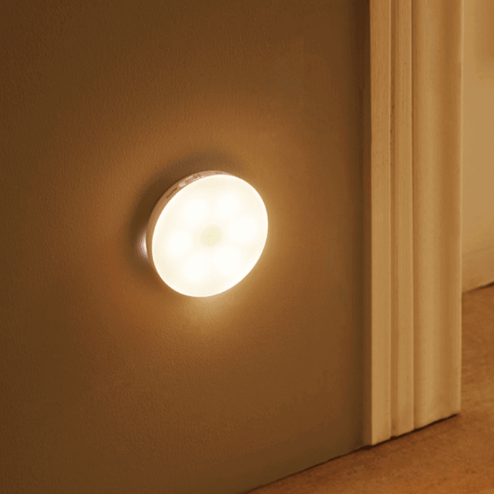 Motion sensor lamp