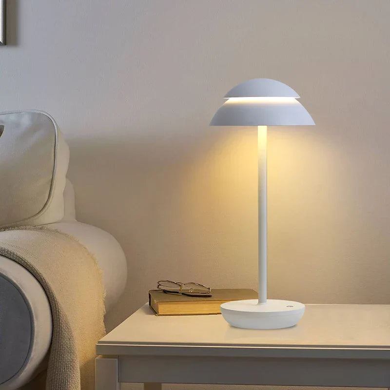 Rechargeable table lamp