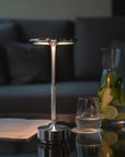 Elegant table lamp