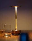 Elegant table lamp