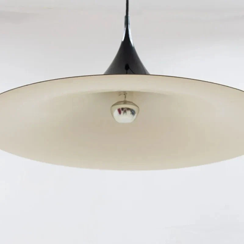 Scandinavian Wide Pendant Lamp