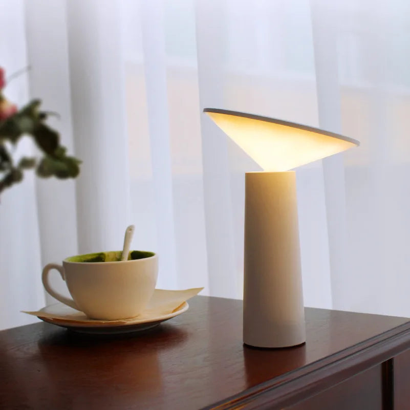 Wireless Modern table lamp