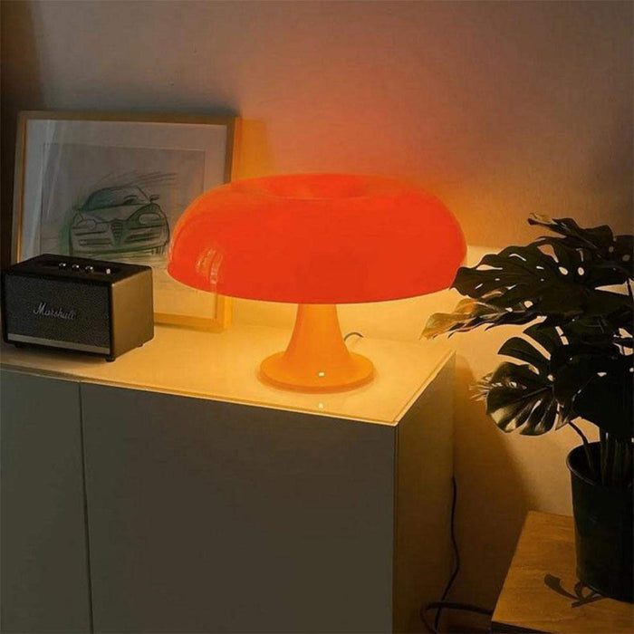 Mushroom-shaped Minimalist Table Lamp