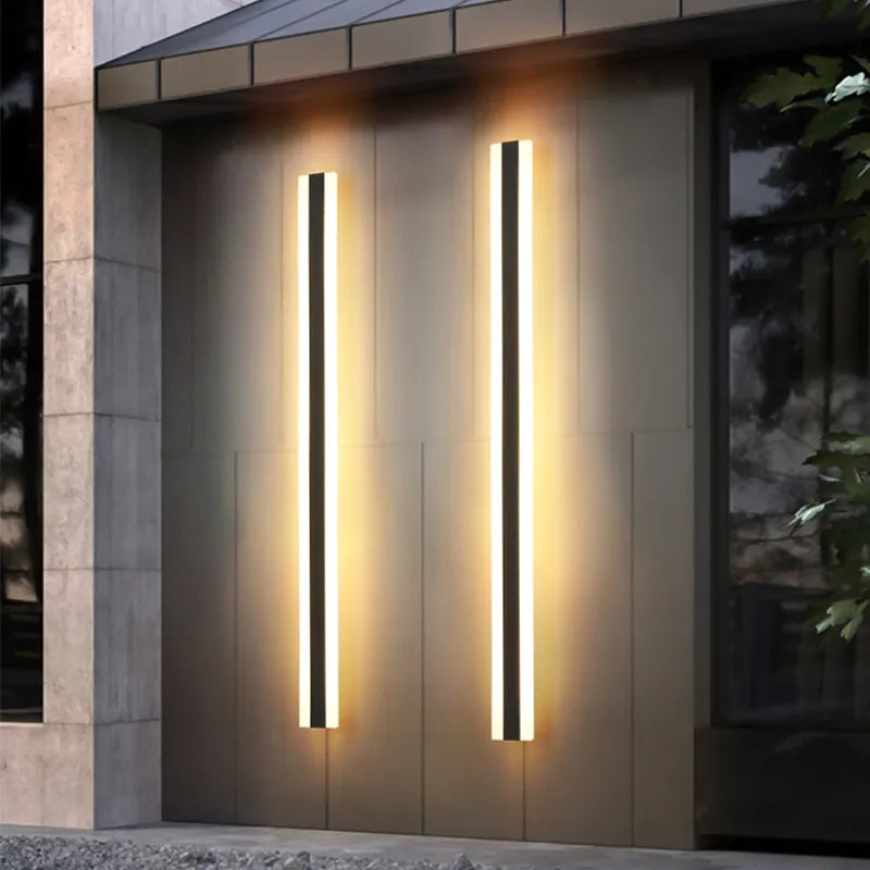 Watertight exterior wall lamp