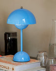 LED table lamp for an attractive interior