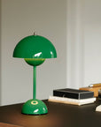 LED table lamp for an attractive interior