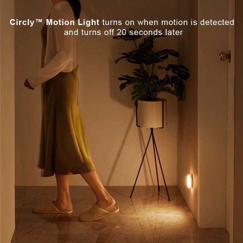 Motion sensor lamp