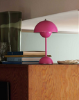 LED table lamp for an attractive interior